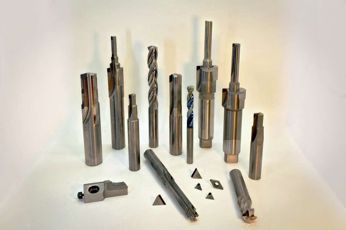 Accuromm PCD inserts ensure long tool life due to high hardness and stable machining due to high thermal conductivity.